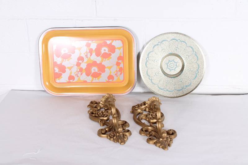 Lot of Vintage Mid Century Trays an...