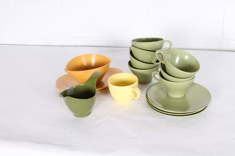 Lot of Green Orange Yellow Melmac...
