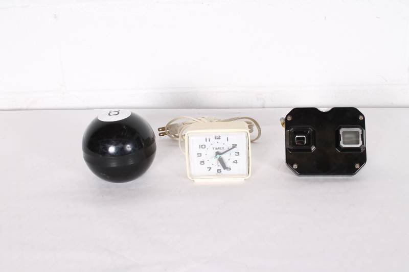Vintage Magic 8 Ball, Viewmaster an...
