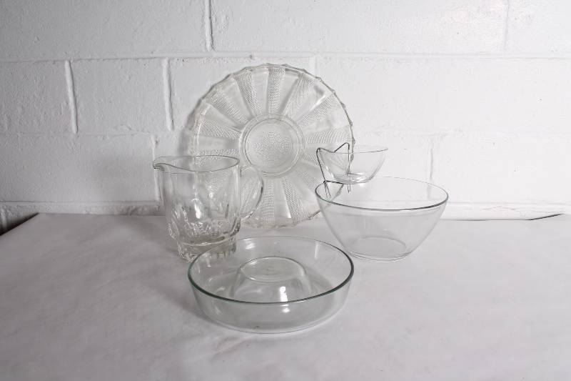 Set of (4) Vintage glass Serving Tr...