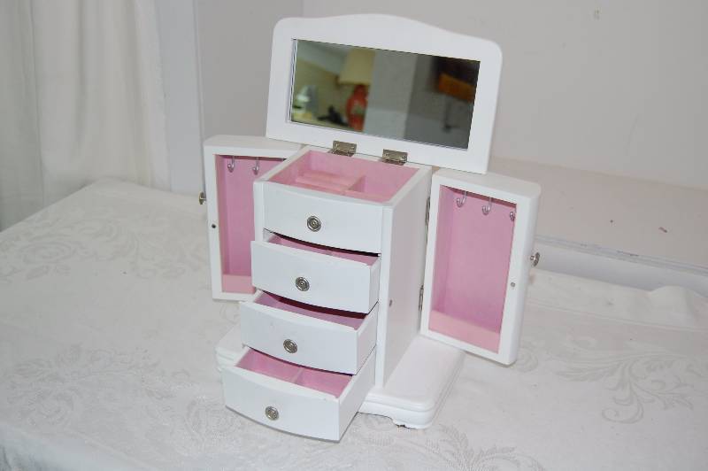 Jewelery Box