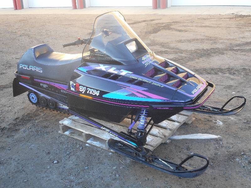 lot 5 image: 1996 Polaris XLT-SP 600 Triple, 431...