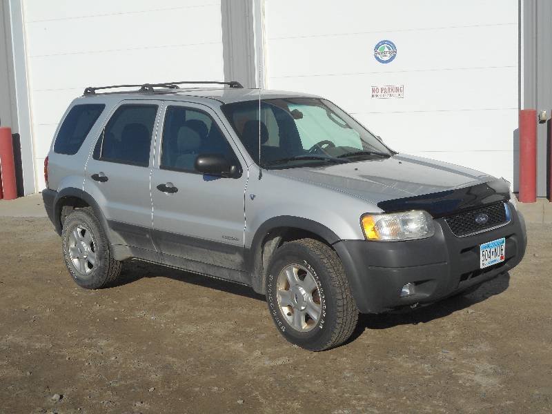lot 2 image: 2002 Ford Ecape XLT, V6 Gas Engine,...