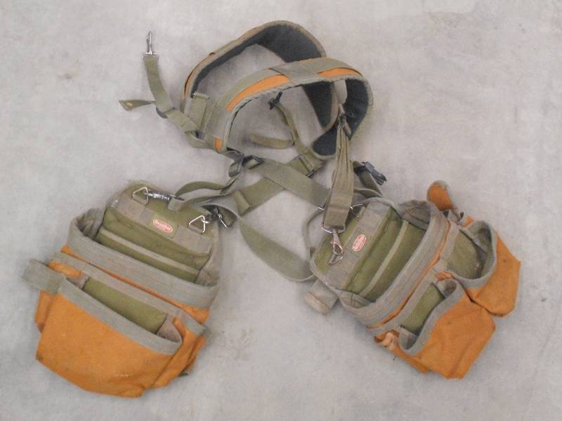 lot 13 image: BucketBoss Tool Belt With Shoulder ...
