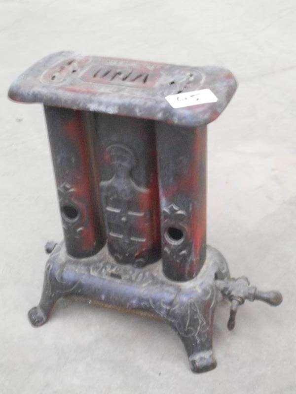 lot 45 image: Vintage F. & L. Kann Bros. Gas Heat...
