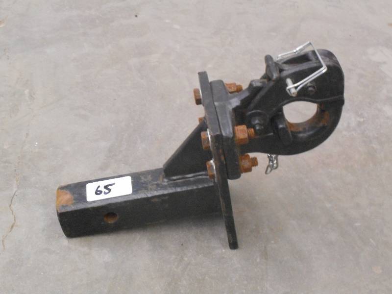 lot 65 image: Reciever Hitch With Pintle...
