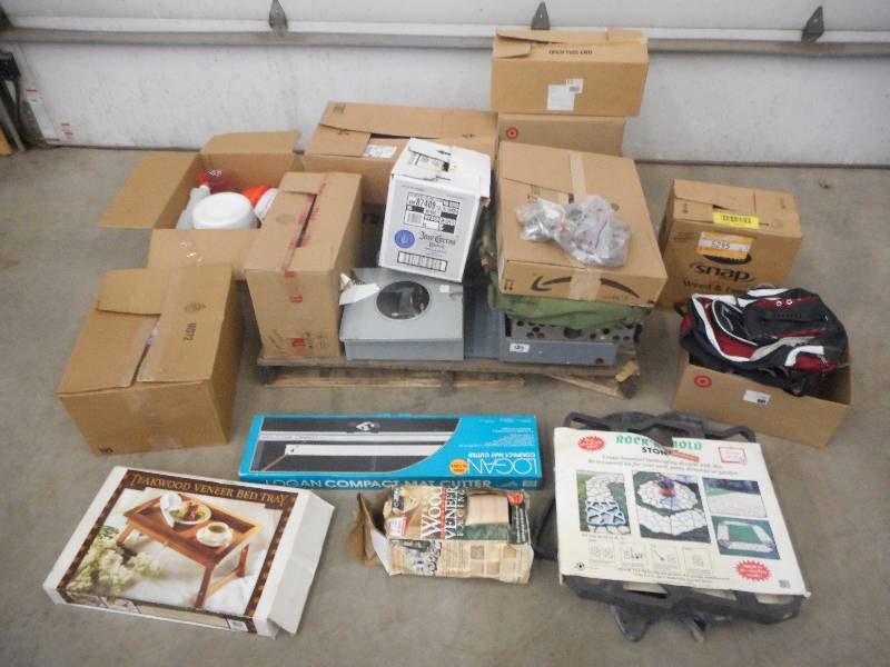 lot 123 image: Pallet Lot Industrial Electrical E...
