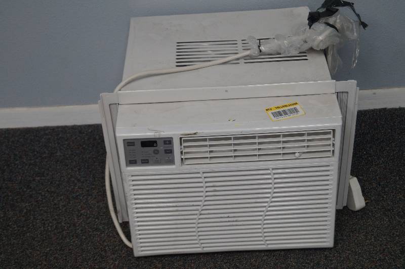 AEL08LS 8,100 Btu Air Conditioner