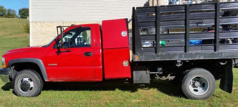 Chevrolet Silverado 3500 4x4 Duramax Diesel w Dump Stake Bed