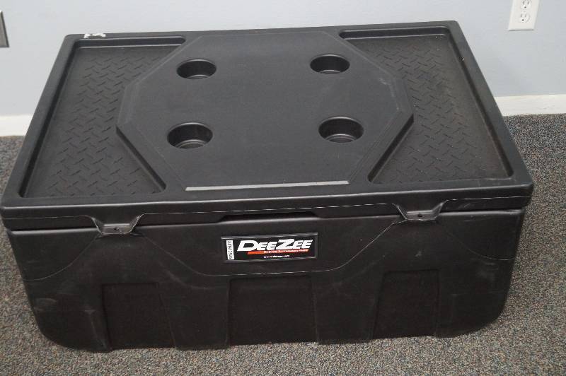 Dee Zee Cargo Box