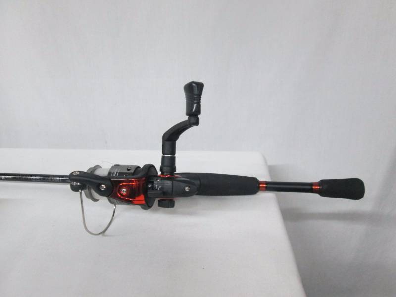 lot 15 image: Ready 2 Fish Rod and Reel with 30 PC Multi-Species Tackle Box