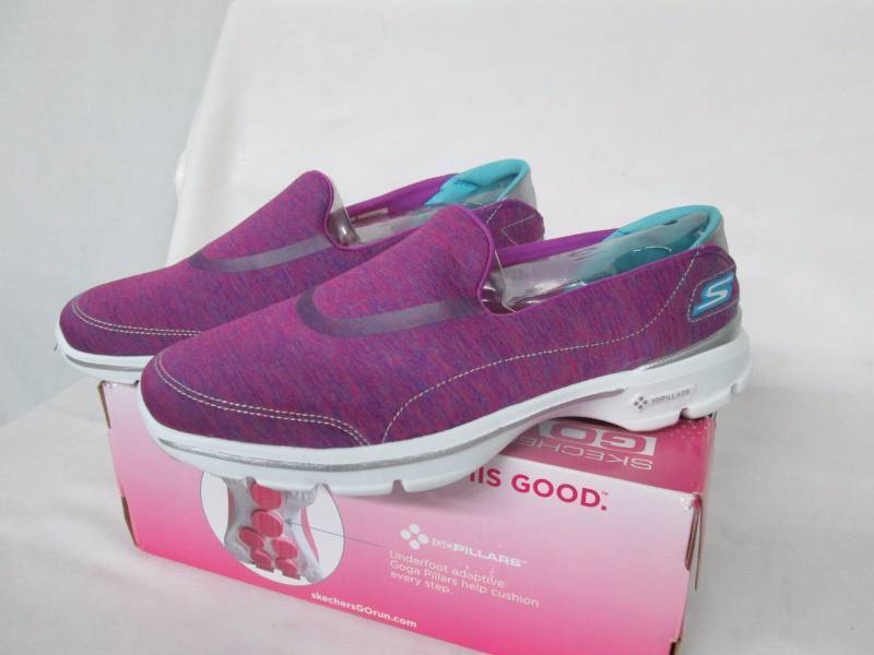 lot 31 image: Skechers Womens GOWalk 3 Force Walking Shoe