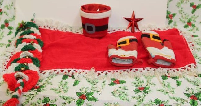 Assorted Fabric Holiday Dcor