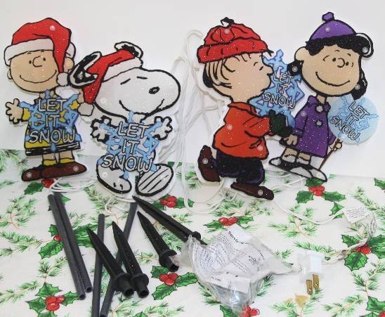 Snoopy Lighted Sidewalk Markers