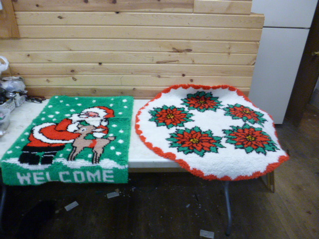 2 Christmas Rugs