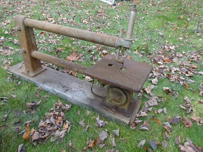 Scroll saw