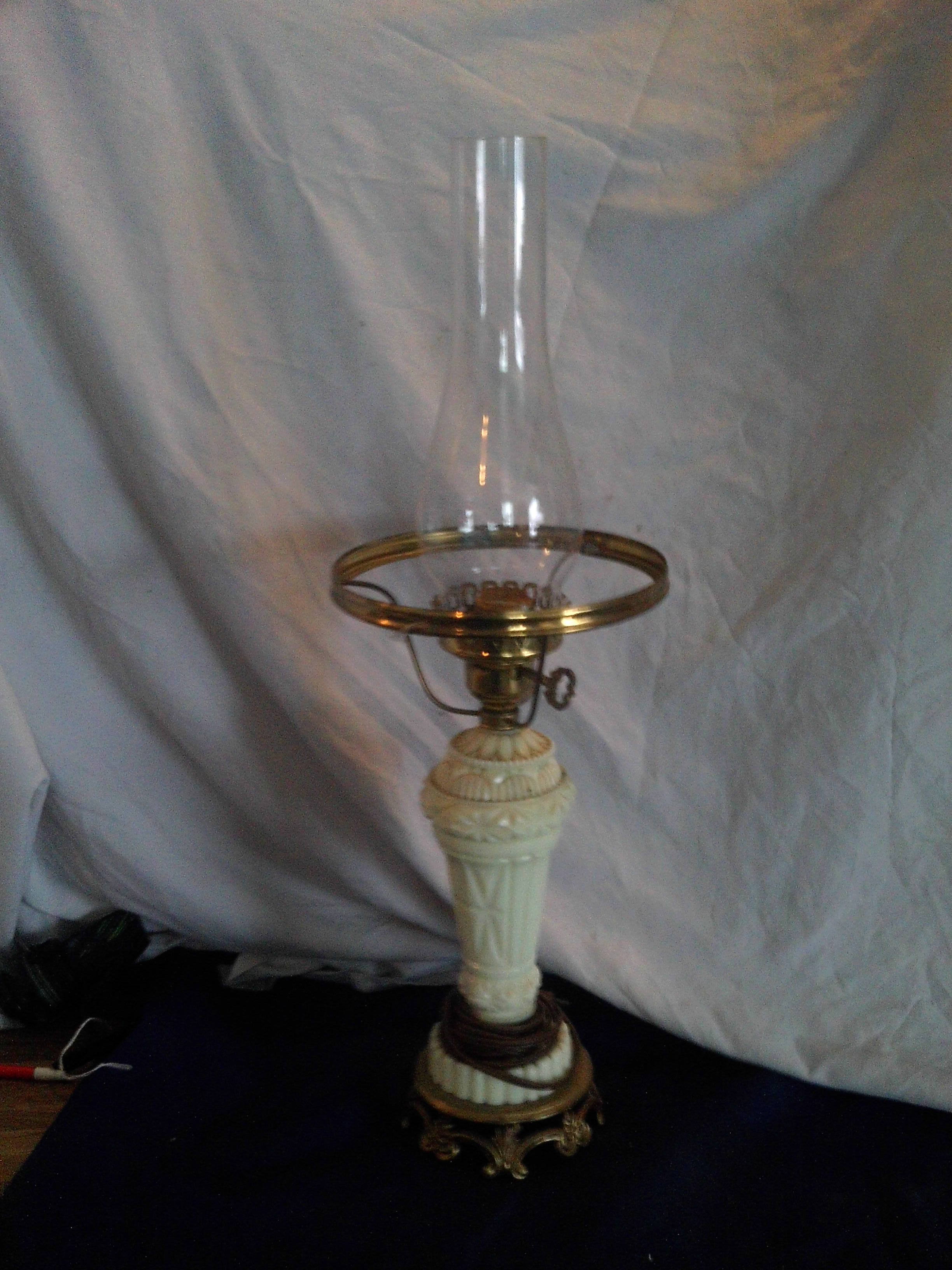 Vintage electric lamp