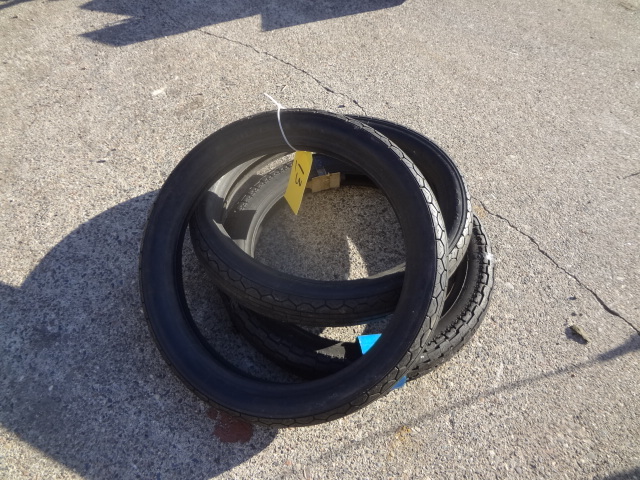 lot 13 image: 3 New Cycle Tires