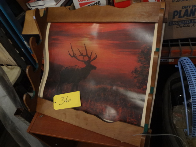 lot 36 image: Rifle Rack, Shelf