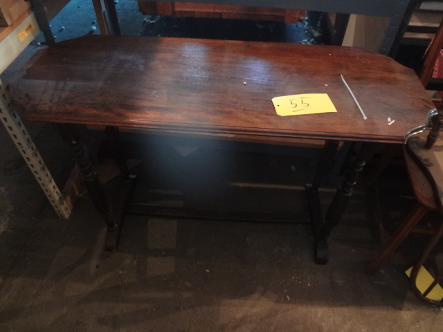 lot 55 image: Sofa Table