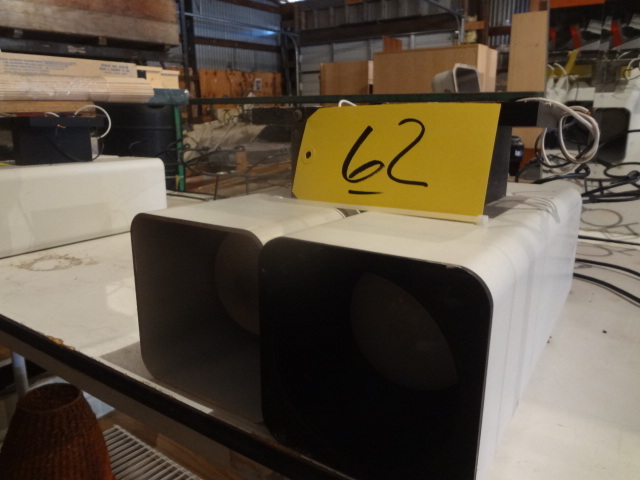 lot 62 image: Pair of UpcastDowncast Exterior Sconces