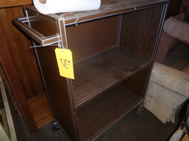 lot 86 image: 30 X 18 Rolling Cabinet