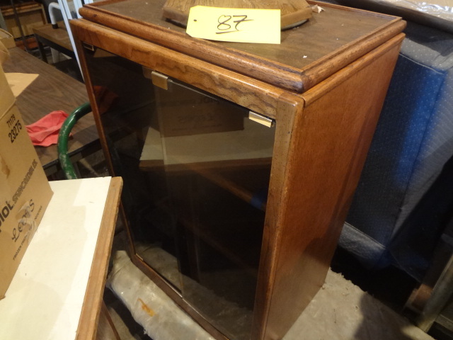 lot 87 image: Stereo Cabinet