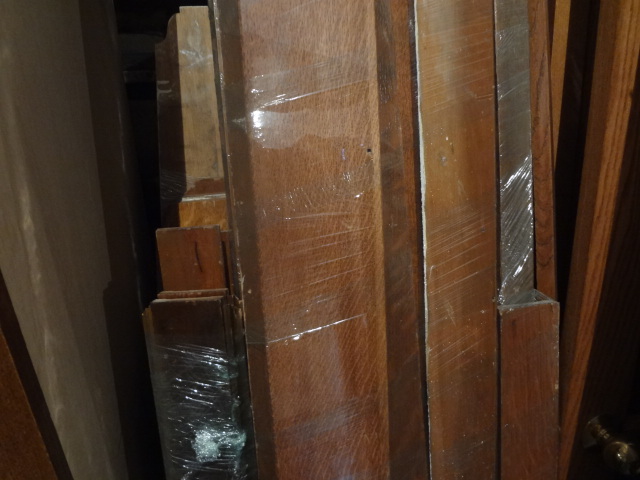 lot 90 image: Clear Select Tiger Oak Trim