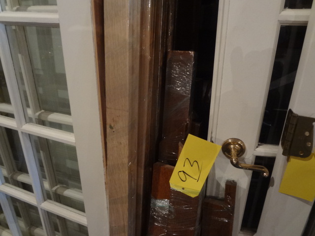 lot 93 image: Tiger Oak Door FramesJams