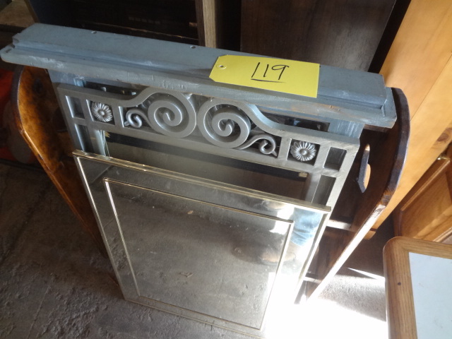 lot 119 image: 4 Mirrors