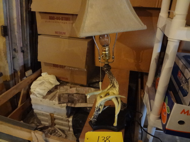 lot 138 image: Antler Lamp
