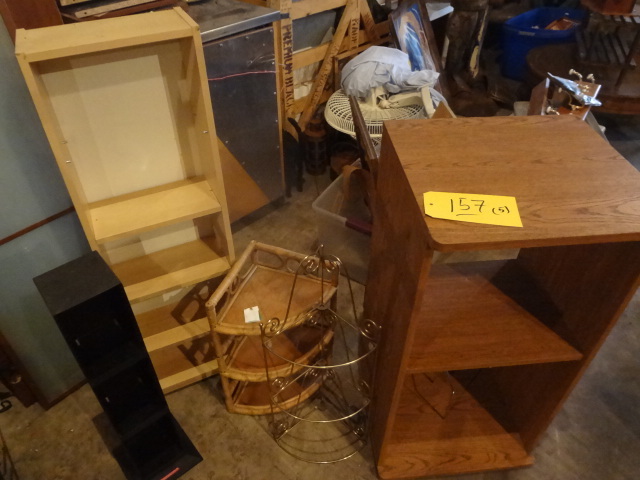 lot 157 image: 5 Shelvesracks