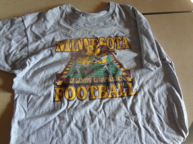 lot 221 image: Sports Shirts