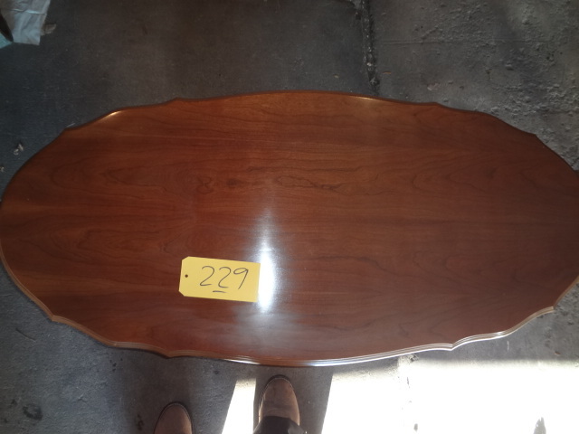 lot 229 image: Coffee Table