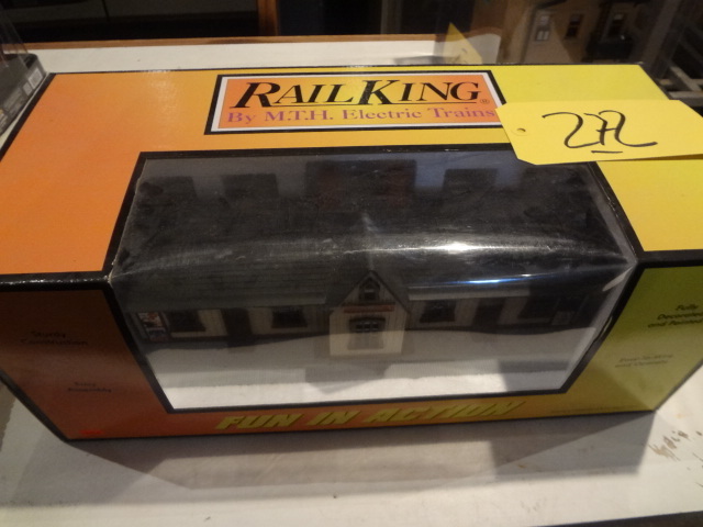 lot 272 image: O Gauge Building