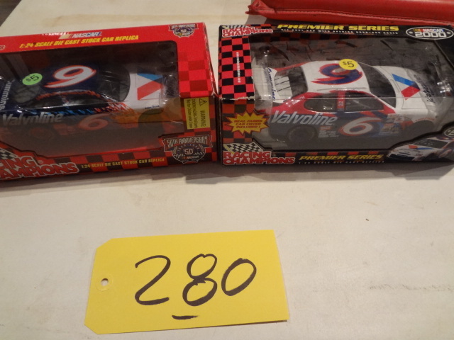 lot 280 image: Pair NASCAR DieCast 124