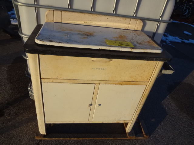 lot 283 image: Vintage Kenmore Metal Stove
