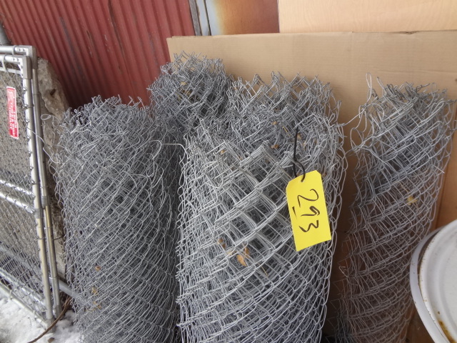 lot 293 image: Lot of Fencing