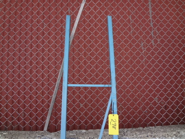 lot 298 image: One Section 18 Racking