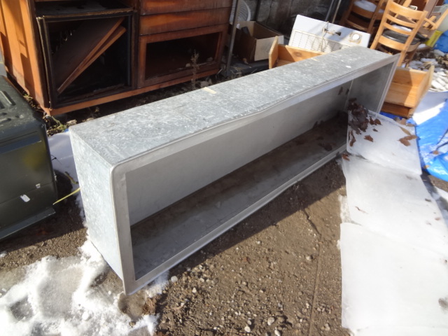 lot 299 image: Aluminum Trough