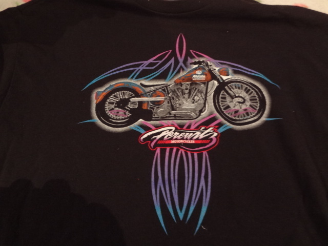 lot 330 image: Cycle Stuff Ts