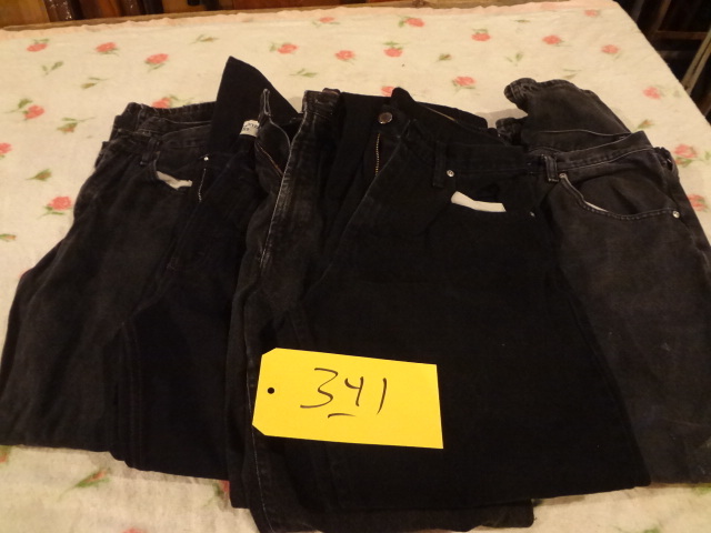 lot 341 image: Black Jeans (5)