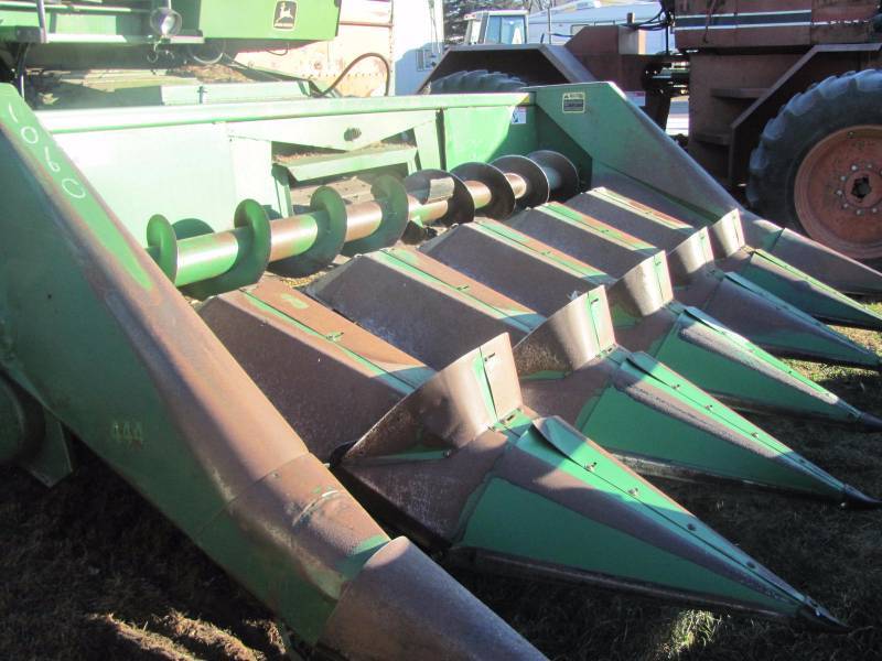 JD corn head