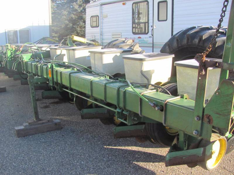 JD corn planter