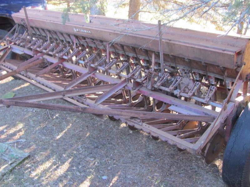 IH grain drill