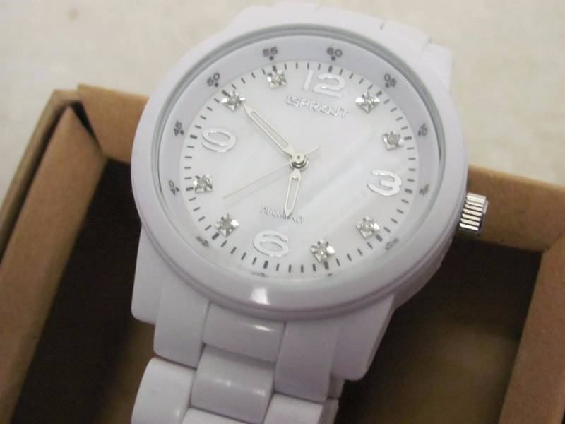 lot 39 image: Sprout Ladies White Diamond Dial Watch