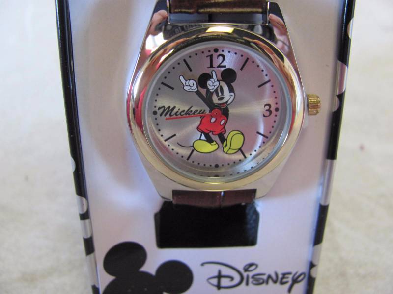lot 45 image: Disney Womens Mickey Mouse Watch & Tin