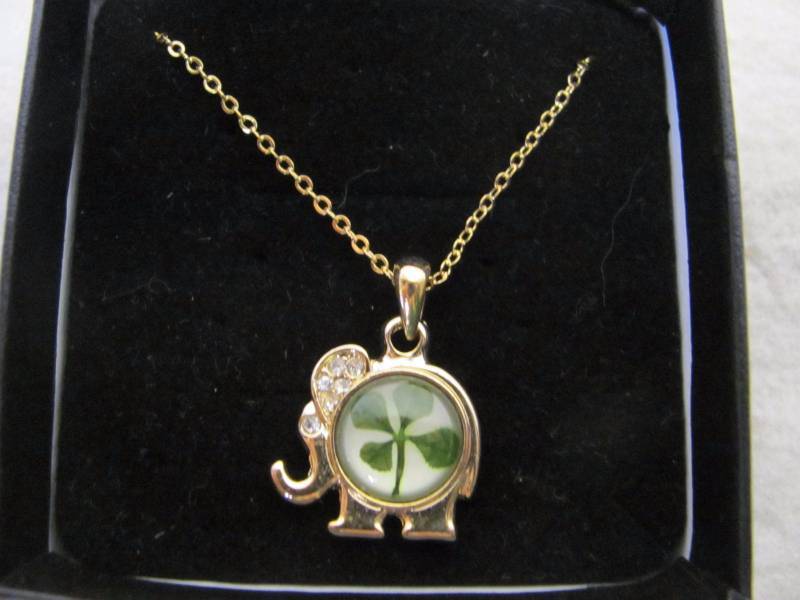 lot 137 image: Goldtone Elephant Pendant With Genuine Clover