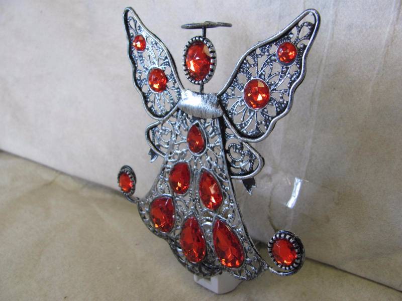 lot 155 image: Birthstone Angel Nightlight July