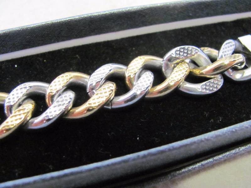 lot 170 image: Mens Gold & Silver Tone Chunky Link Bracelet